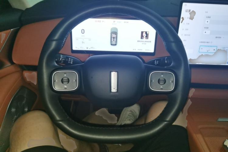 Used Wey Lanshan 2025 Four-Wheel Drive Max Steering Wheel