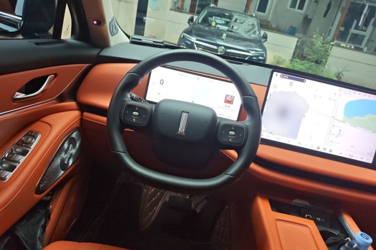 Used Wey Lanshan 2025 Four-Wheel Drive Max Steering Wheel