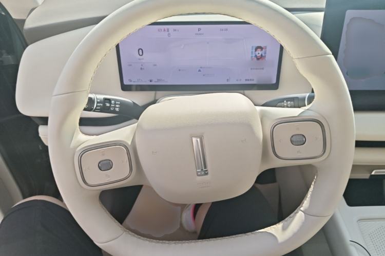 Used Wey Lanshan 2025 Four-Wheel Drive Max Steering Wheel