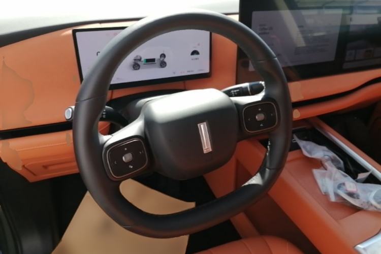 Used Wey Lanshan 2025 Four-Wheel Drive Ultra Steering Wheel