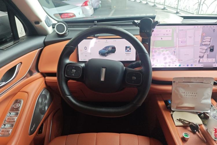 Used Wey Lanshan 2025 Four-Wheel Drive Max Steering Wheel