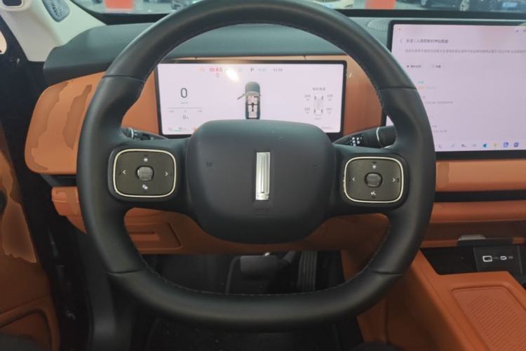 Used Wey Lanshan 2025 Four-Wheel Drive Max Steering Wheel
