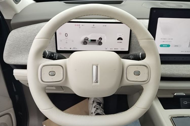Used Wey Lanshan 2025 Four-Wheel Drive Ultra Steering Wheel