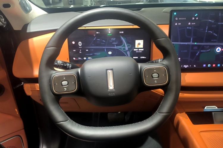 Used Wey Lanshan 2025 Four-Wheel Drive Max Steering Wheel