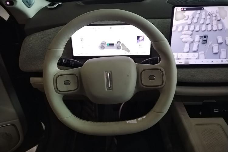 Used Wey Lanshan 2025 Four-Wheel Drive Ultra Steering Wheel
