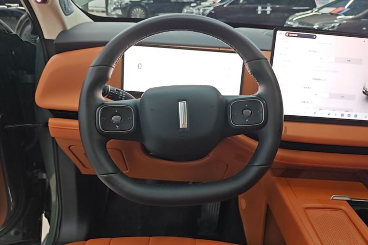 Used Wey Lanshan 2025 Four-Wheel Drive Max Steering Wheel