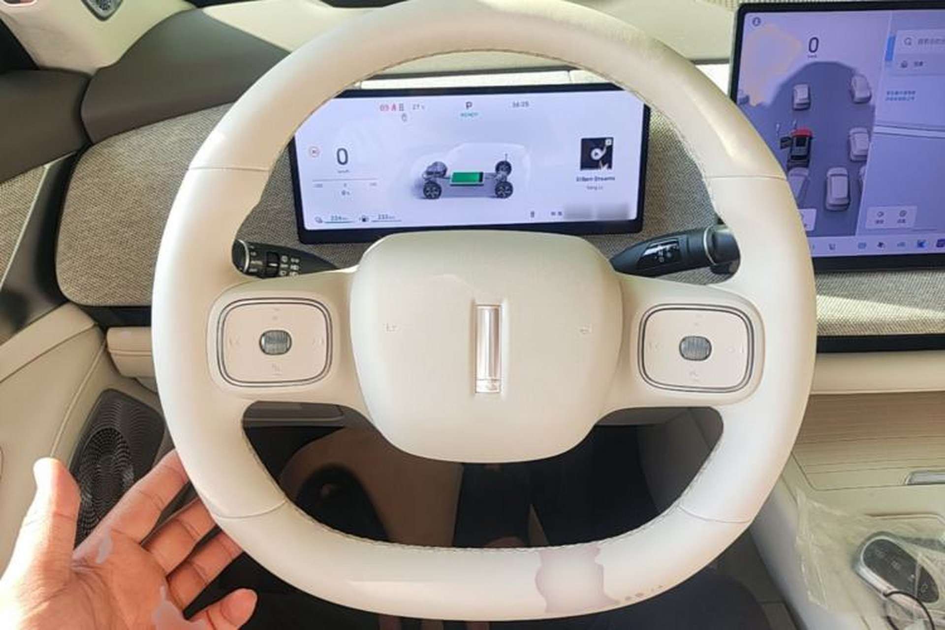 Used Wey Lanshan 2025 Four-Wheel Drive Ultra Steering Wheel