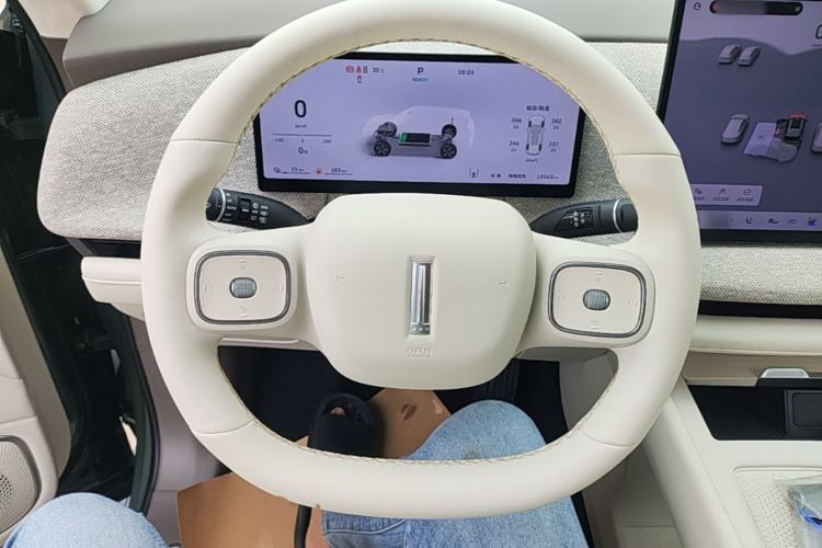 Used Wey Lanshan 2025 Four-Wheel Drive Ultra Steering Wheel
