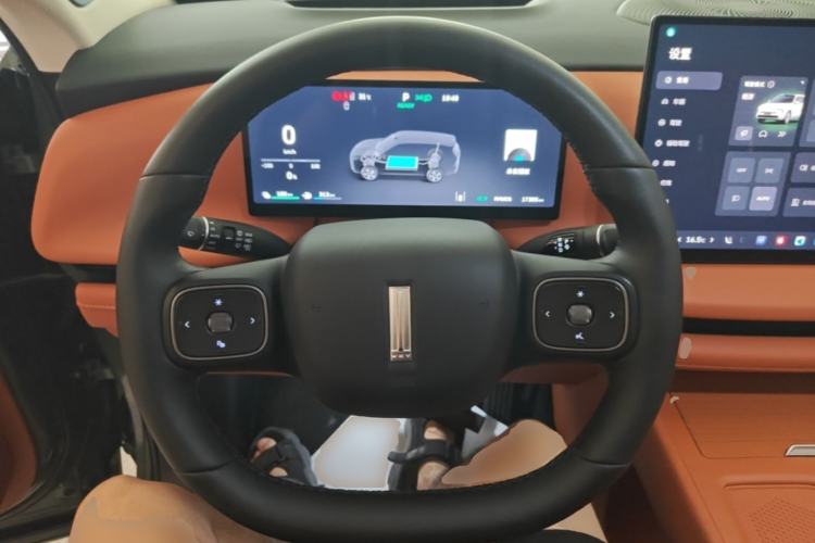Used Wey Lanshan 2025 Four-Wheel Drive Max Steering Wheel