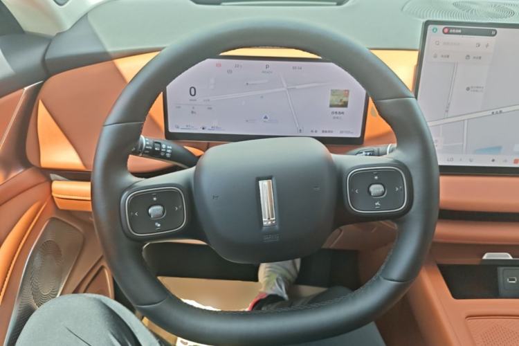 Used Wey Lanshan 2025 Four-Wheel Drive Max Steering Wheel