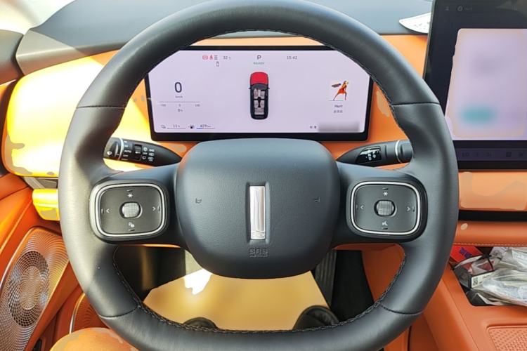 Used Wey Lanshan 2025 Four-Wheel Drive Max Steering Wheel