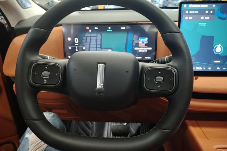 Used Wey Lanshan 2025 Four-Wheel Drive Ultra Steering Wheel
