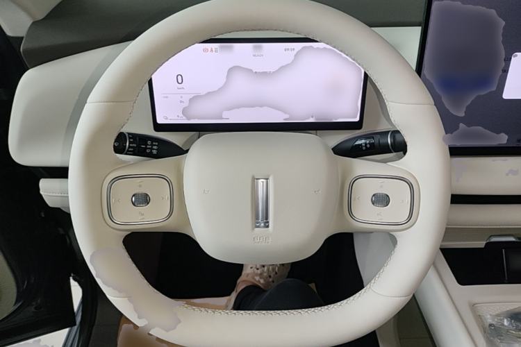Used Wey Lanshan 2025 Four-Wheel Drive Max Steering Wheel