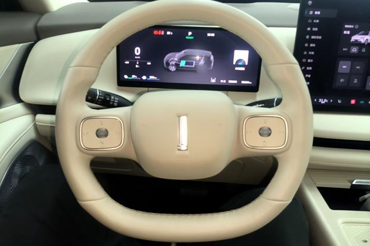 Used Wey Lanshan 2025 Four-Wheel Drive Max Steering Wheel