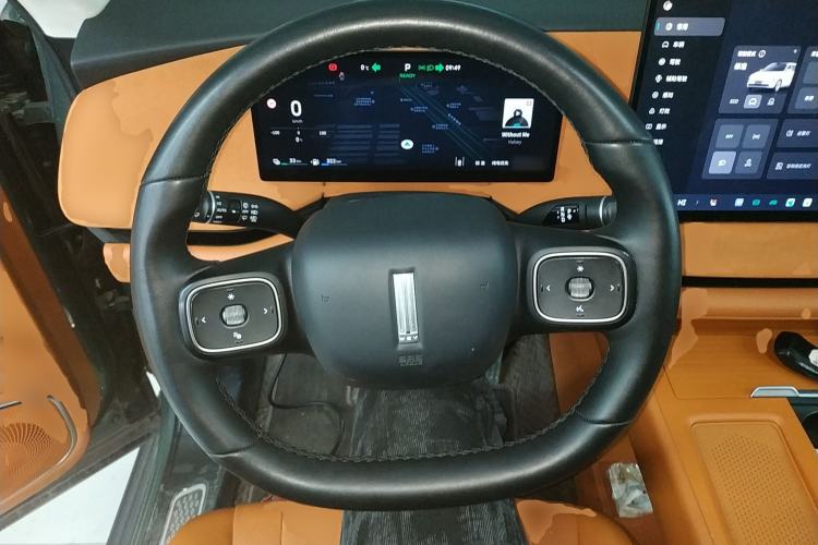 Used Wey Lanshan 2025 Four-Wheel Drive Ultra Steering Wheel