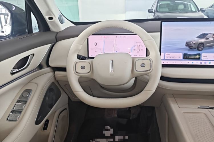 Used Wey Lanshan 2025 Four-Wheel Drive Max Steering Wheel