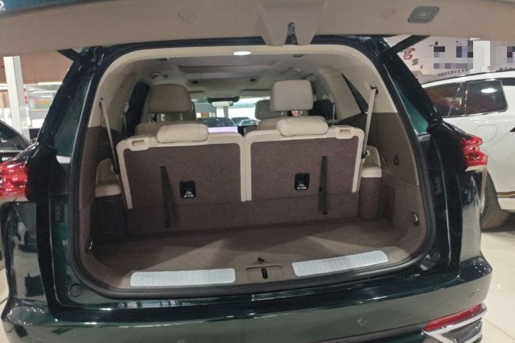 Used Wey Lanshan 2025 Four-Wheel Drive Max Trunk