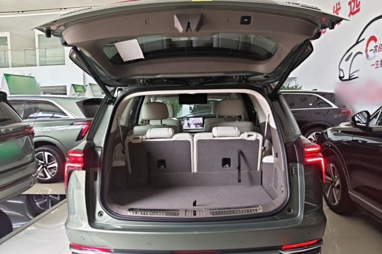 Used Wey Lanshan 2025 Four-Wheel Drive Max Trunk