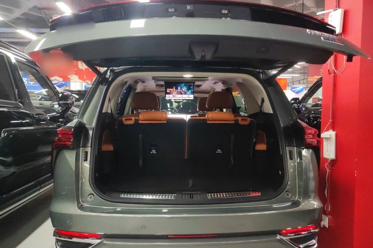 Used Wey Lanshan 2025 Four-Wheel Drive Ultra Trunk