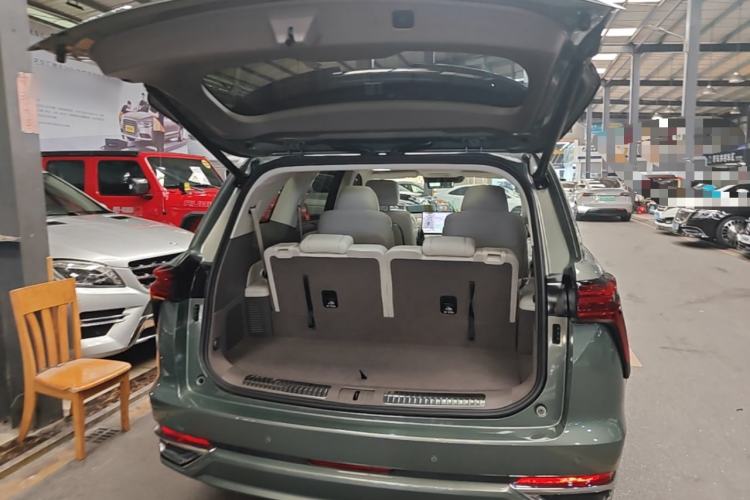 Used Wey Lanshan 2025 Four-Wheel Drive Max Trunk