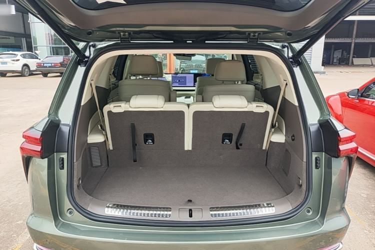 Used Wey Lanshan 2025 Four-Wheel Drive Ultra Trunk