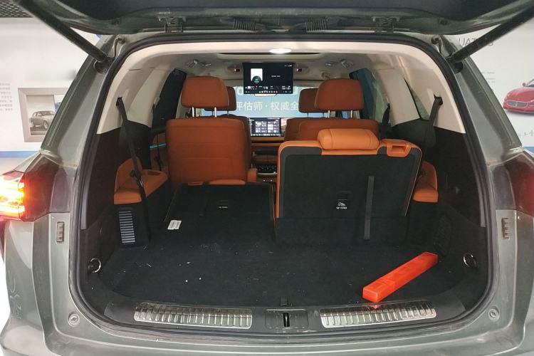 Used Wey Lanshan 2025 Four-Wheel Drive Ultra Trunk