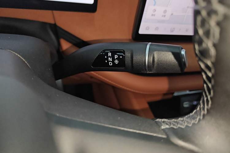 Used Wey Lanshan 2025 Four-Wheel Drive Ultra Gear Lever