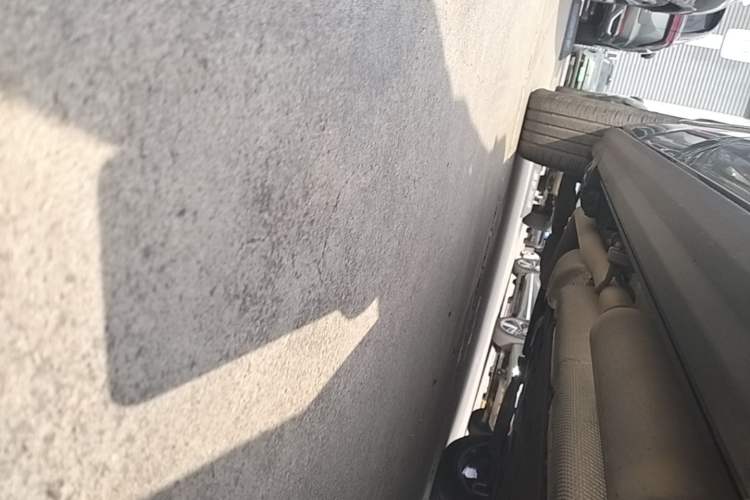 Used Wey Lanshan 2025 Four-Wheel Drive Ultra Right Side Sill