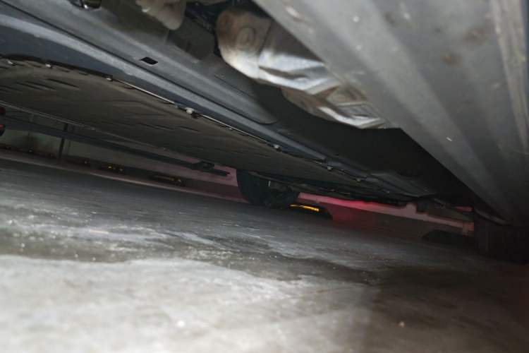 Used Wey Lanshan 2025 Four-Wheel Drive Max Chassis Front Left