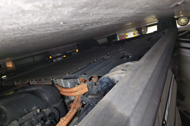 Used Wey Lanshan 2025 Four-Wheel Drive Max Chassis Rear Left