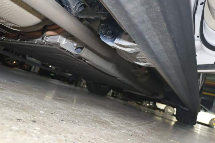 Used Wey Lanshan 2025 Four-Wheel Drive Max Chassis Rear Right