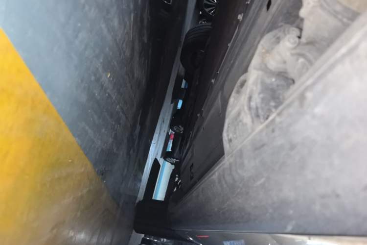 Used Wey Lanshan 2025 Four-Wheel Drive Max Chassis Rear Right