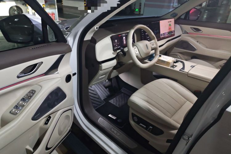 Used Wey Lanshan 2025 Four-Wheel Drive Max Driver Seat