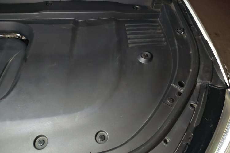 Used Wey Lanshan 2025 Four-Wheel Drive Max Engine Bay Left