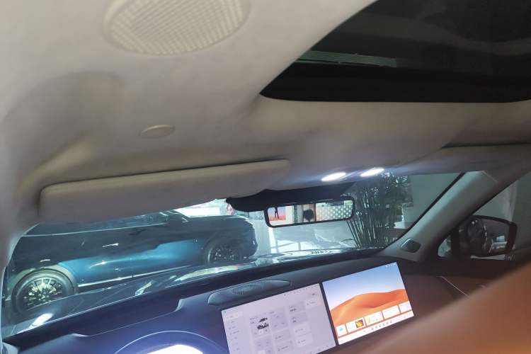 Used Wey Lanshan 2025 Four-Wheel Drive Ultra Headliner