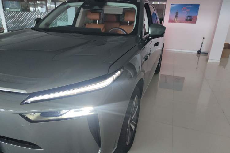 Used Wey Lanshan 2025 Four-Wheel Drive Ultra Left Front Headlight