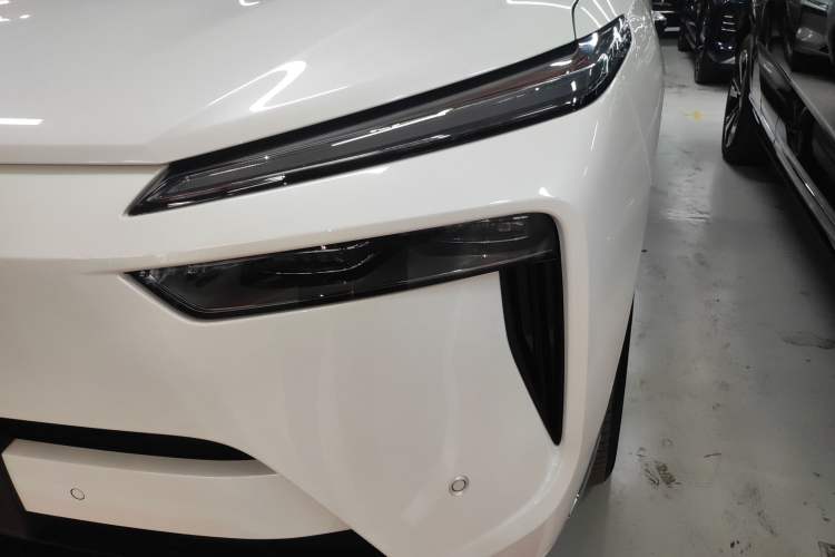 Used Wey Lanshan 2025 Four-Wheel Drive Max Left Front Headlight