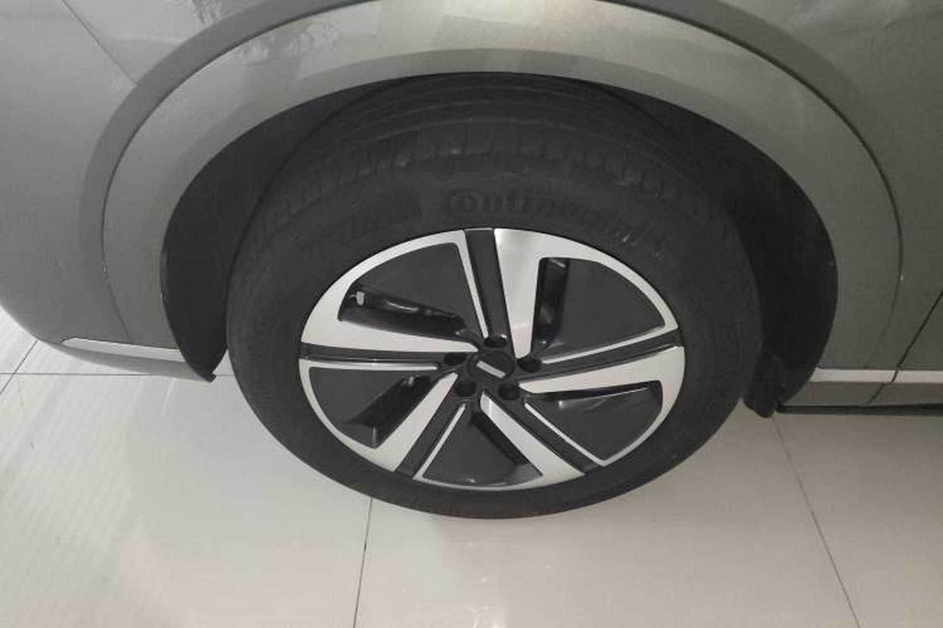 Used Wey Lanshan 2025 Four-Wheel Drive Ultra Left Front Wheel Hub