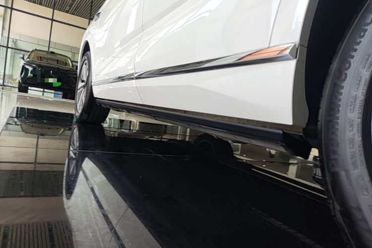 Used Wey Lanshan 2025 Four-Wheel Drive Max Left Side Sill