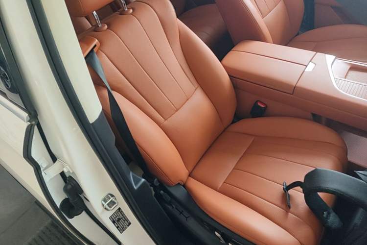 Used Wey Lanshan 2025 Four-Wheel Drive Max Right Front Seat