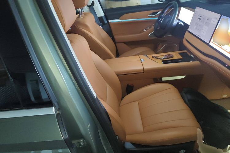 Used Wey Lanshan 2025 Four-Wheel Drive Ultra Right Front Seat