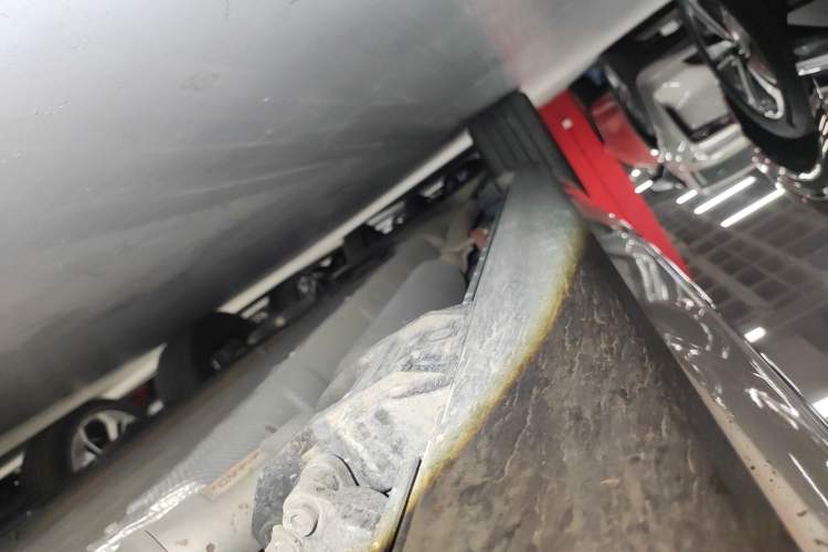 Used Wey Lanshan 2025 Four-Wheel Drive Max Right Side Sill