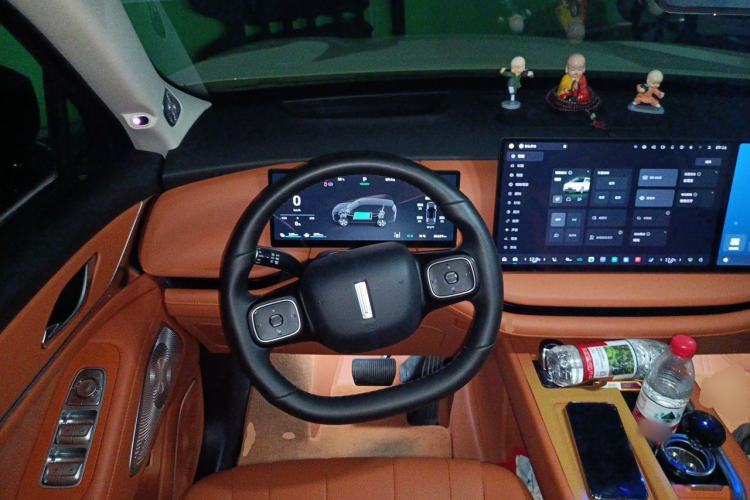 Used Wey Lanshan 2025 Four-Wheel Drive Max Steering Wheel