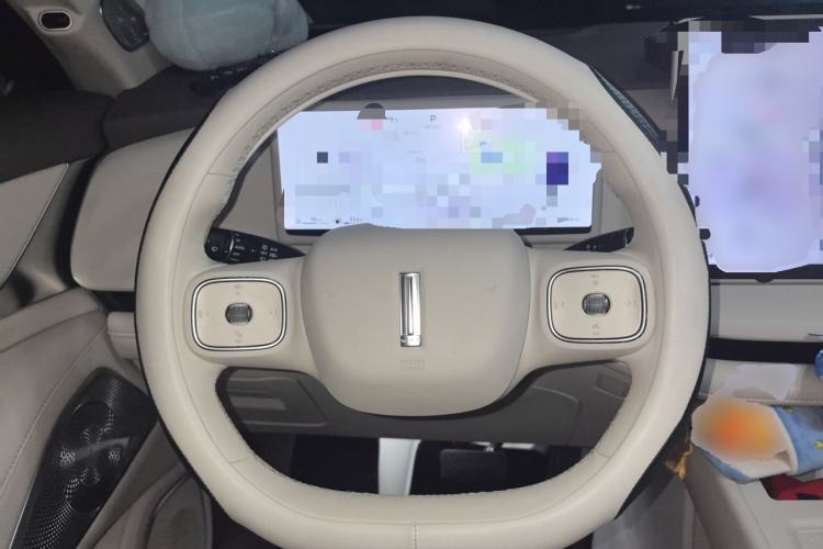 Used Wey Lanshan 2025 Four-Wheel Drive Max Steering Wheel