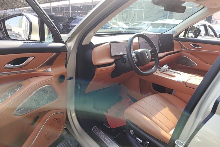 Used Wey Lanshan 2025 Four-Wheel Drive Max Driver Seat