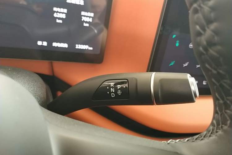 Used Wey Lanshan 2026 Model Smart Advanced Edition Four-Wheel Drive Max Gear Lever
