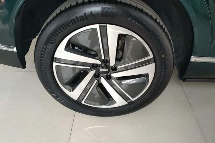 Used Wey Lanshan 2026 Model Smart Advanced Edition Four-Wheel Drive Max Right Rear Wheel Hub