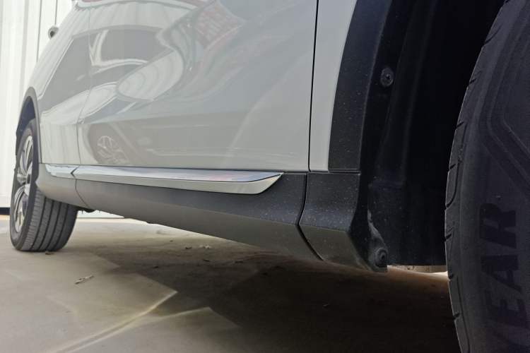 Used Wey Latte DHT 2022 1.5T DHT Extra-Large Cup Right Side Sill
