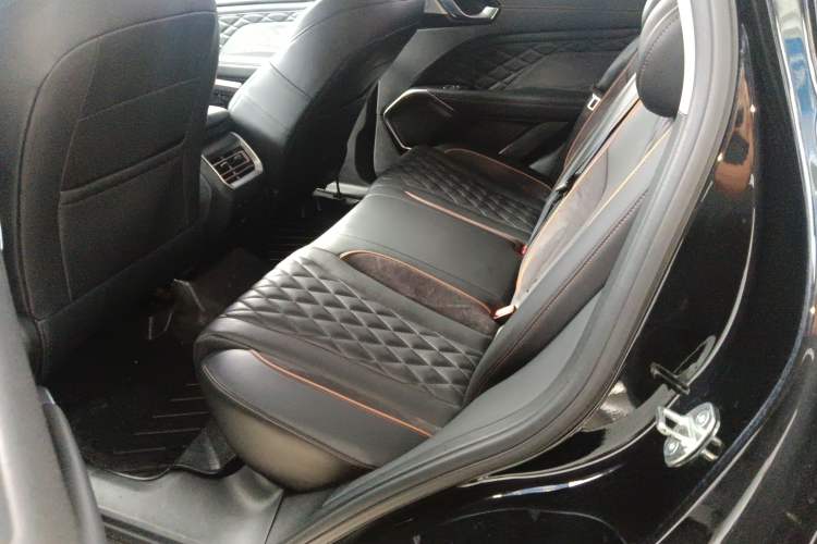 Used Wey Latte DHT 2022 1.5T DHT Extra-Large Cup Left Rear Seat