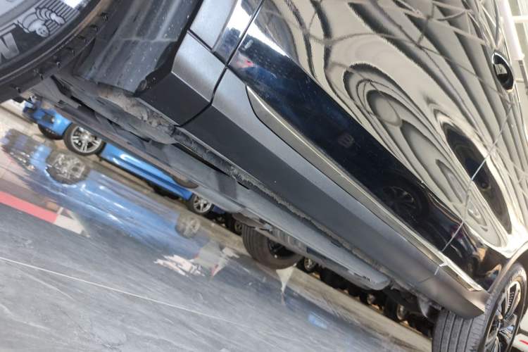 Used Wey Latte DHT 2022 1.5T DHT Extra-Large Cup Left Side Sill